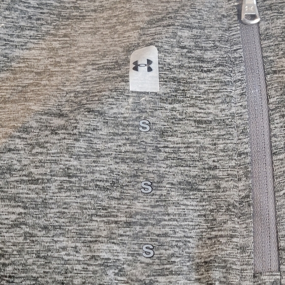 Under Armour Heatgear Gray Long Sleeve Light Weight Activewear Men's Size Small - Picture 4 of 12